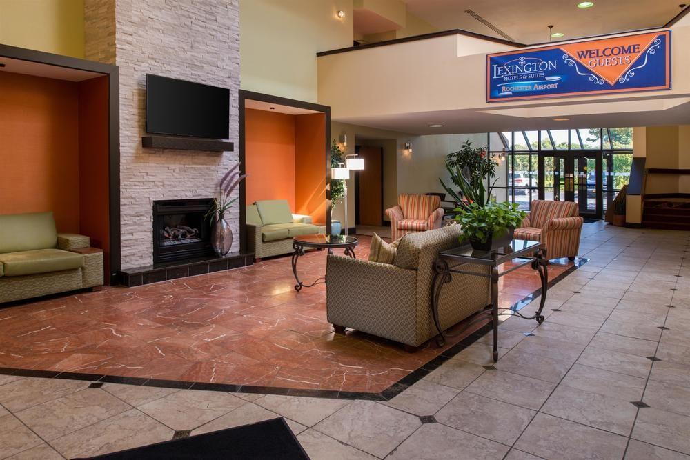 Ramada Plaza Rochester Airport Εξωτερικό φωτογραφία