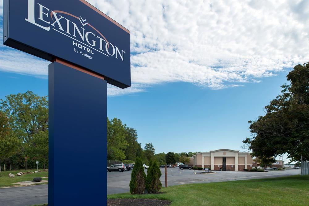 Ramada Plaza Rochester Airport Εξωτερικό φωτογραφία