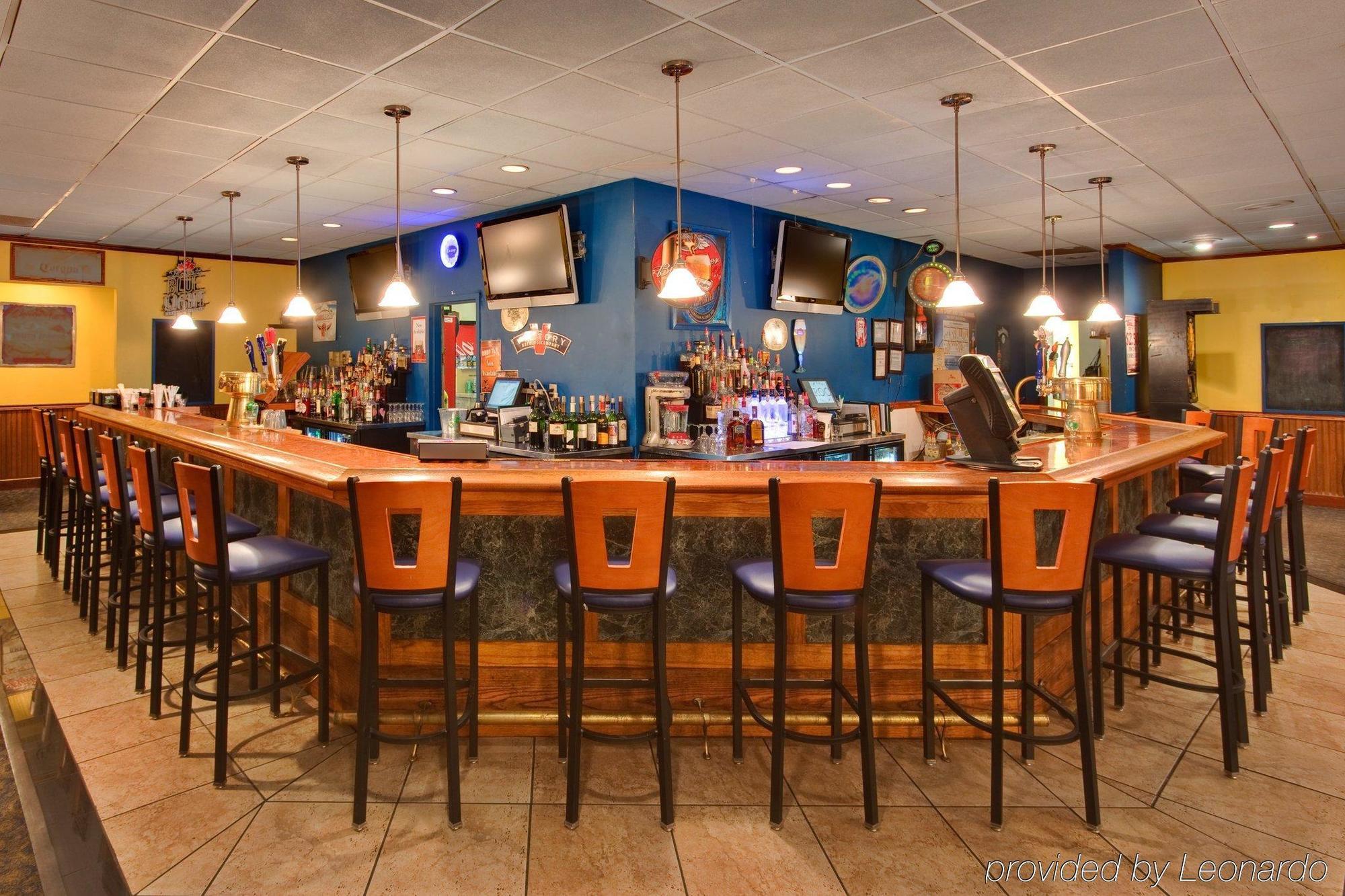Ramada Plaza Rochester Airport Εξωτερικό φωτογραφία